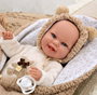 Muñecas Arias - Muñeca Elegance Babyto marron avec manta (peluche lestée) 35 cm, corps souple, langue du produit espagnol