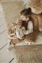 Muñecas Arias - Muñeca Elegance Babyto marron avec manta (peluche lestée) 35 cm, corps souple, langue du produit espagnol