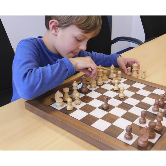 Millennium Millennium Chess Computer M830 - The King Performance, Marron Millennium Millennium Chess Computer M830 - The King Performance, Marron