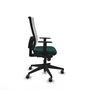 Chaise de bureau Horna avec mécanisme synchrone, revêtue de similicuir vert bouteille et de maille blanche. Équipée d'un soutien lombaire 1D, d'accoudoirs 1D et de roulettes de 65 mm pour parquet