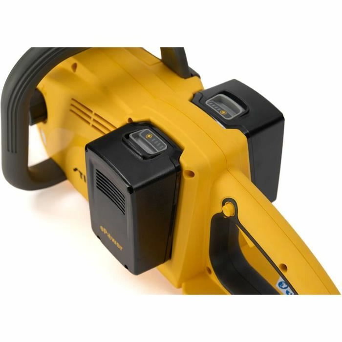 Stiga CS 300e Kit Tronçonneuse électrique 1000W, Guide-chaîne 30 cm, Vitesse de chaîne 14.5 m/s, pour coupe de bûches, avec kit de montage mural