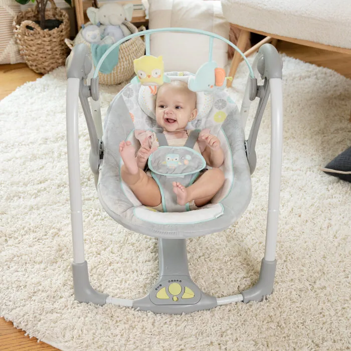 Ingenuity Balancelle Électrique Plébébé INGENUITY Hugs & Hoots - Cadeau bébé, 5 vitesses, mélodies, barre d'activité et piles longue durée