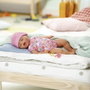 Zapf Creation - Poupée Baby Born avec Patito Berta 840498, poussette et vélo sans pédales pour poupée, jeu d'imitation, dès 12 mois