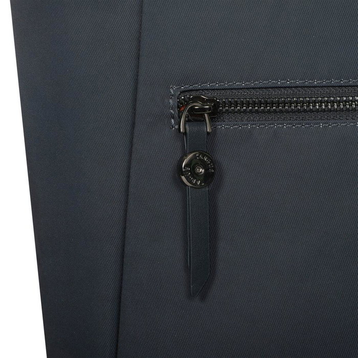 Targus Avila Sac à dos convertible pour ordinateur portable 16 pouces, 12 L, en tissu recyclé résistant à l'eau Targus Avila Sac à dos convertible pour ordinateur portable 16 pouces, 12 L, en tissu recyclé résistant à l'eau