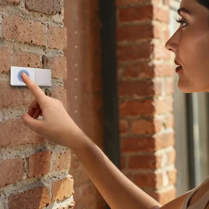 SCS SENTINEL SimplyBell - Carillon de porte sans fil, portée 200 m, 36 mélodies, 433.92 MHz, IP44 pour extérieur, blanc SCS SENTINEL SimplyBell - Carillon de porte sans fil, portée 200 m, 36 mélodies, 433.92 MHz, IP44 pour extérieur, blanc