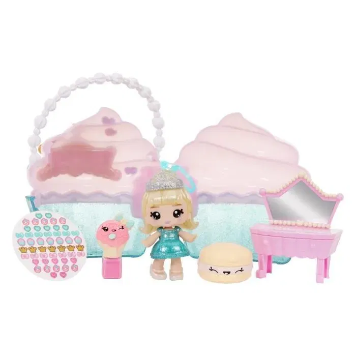 Yummiland Coffret Beauté Sac Cupcake + Poupée Lip Gloss - avec Callie Birthday Cake Exclusive, Vernis et Stickers à Ongles, Pour 4 ans et plus Yummiland Coffret Beauté Sac Cupcake + Poupée Lip Gloss - avec Callie Birthday Cake Exclusive, Vernis et Stickers à Ongles, Pour 4 ans et plus