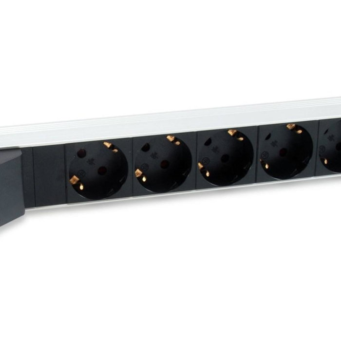 Equip EQ333312 Reglette PDU 19 Pouces 1U Basique 6 Prises Type F 230V