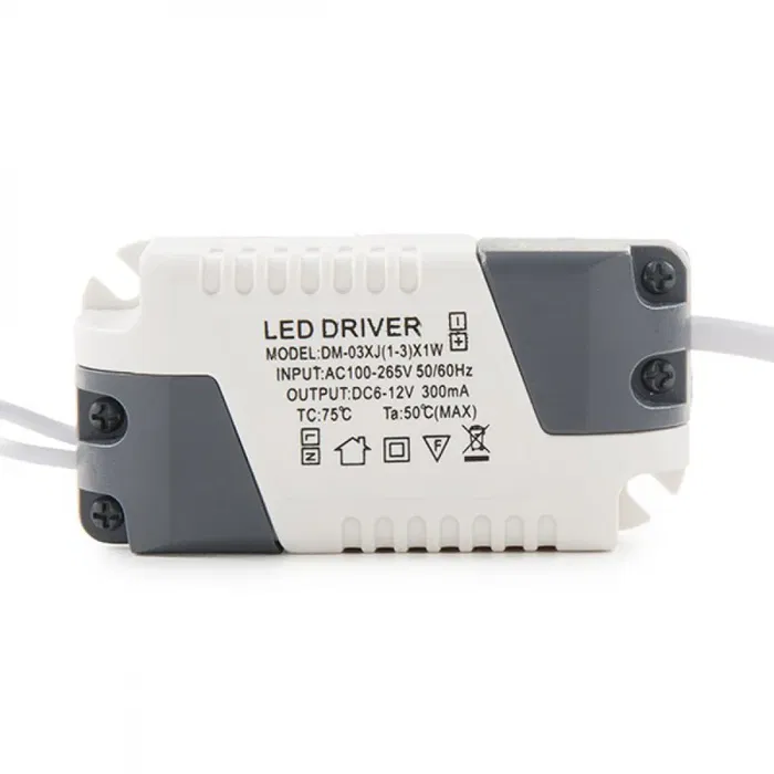 Plaque LED 3W 300Lm 4200K Carrée 40.000H GR-RDP02-3W-W