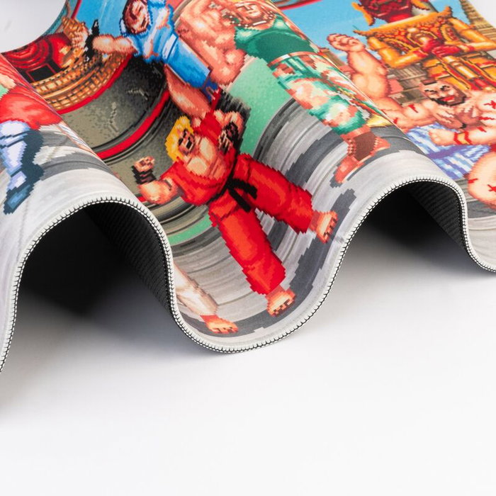 ERIK Tapis de Souris Gaming Street Fighter - 80 x 35 cm - Surface Textile Haute Densité - Base en Caoutchouc Antidérapante
