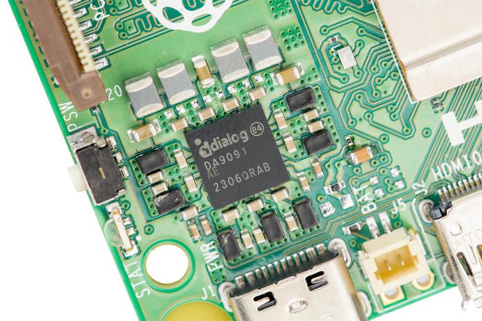 Raspberry Pi 5 Carte Mère Ordinateur Nano BCM2712 Arm Cortex-A76 2.4 GHz, 4 Go SDRAM, GPU VideoCore VII, 4K HDMI, Bluetooth 5.0, Wi-Fi 802.11ac, Port PCIe