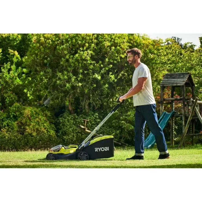 Ryobi - Tondeuse hybride 36V ONE+, coupe 37 cm, éjection mulching, max 70 mm, avec 2 batteries 5 Ah et chargeur rapide, modèle RY18LMH37A-250 Ryobi - Tondeuse hybride 36V ONE+, coupe 37 cm, éjection mulching, max 70 mm, avec 2 batteries 5 Ah et chargeur rapide, modèle RY18LMH37A-250