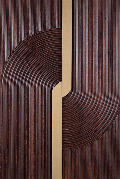Giner y Colomer - Meuble bar en bois de manguier et métal - 119 cm de haut - 2 portes - Largeur 91 cm - Profondeur 46 cm - Couleur cerise
