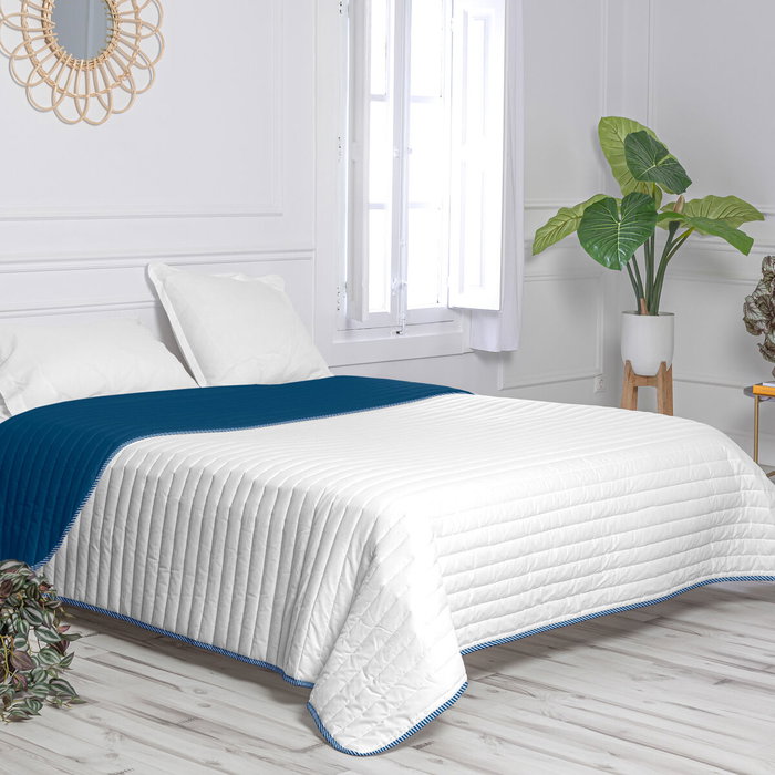 Couette réversible HappyFriday Basic Dash Blanc Blue marine 200 x 260 cm Couette réversible HappyFriday Basic Dash Blanc Blue marine 200 x 260 cm