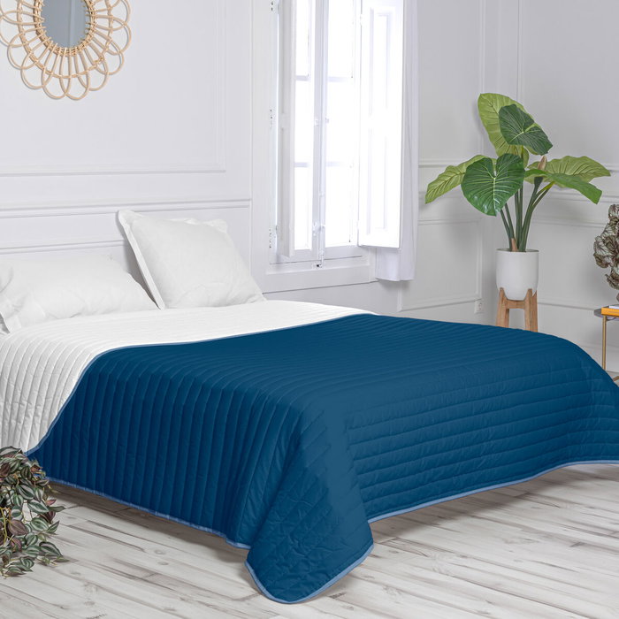 Couette réversible HappyFriday Basic Dash Blanc Blue marine 200 x 260 cm Couette réversible HappyFriday Basic Dash Blanc Blue marine 200 x 260 cm