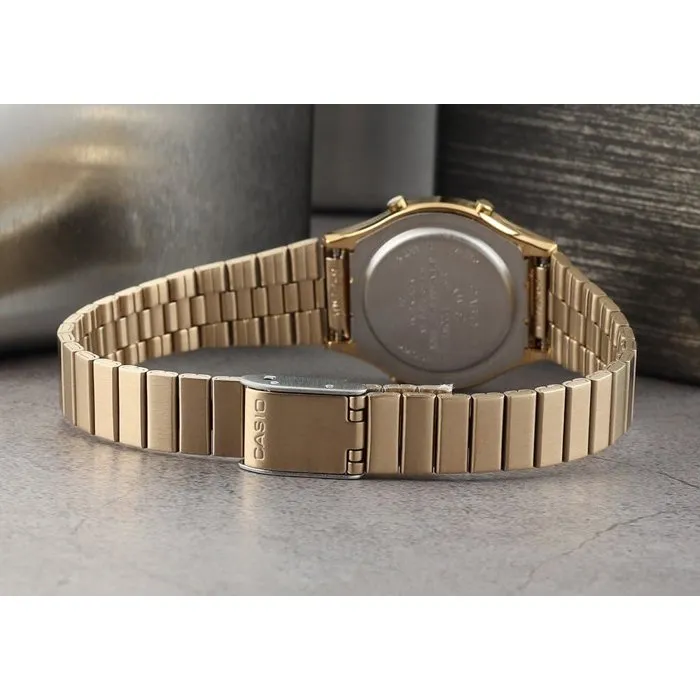 Casio Montre Mixte Quartz Numérique LA700WEG Dorée - Chronomètre, Compte à Rebours, Alarme - Finition Plaquée Élégante Casio Montre Mixte Quartz Numérique LA700WEG Dorée - Chronomètre, Compte à Rebours, Alarme - Finition Plaquée Élégante