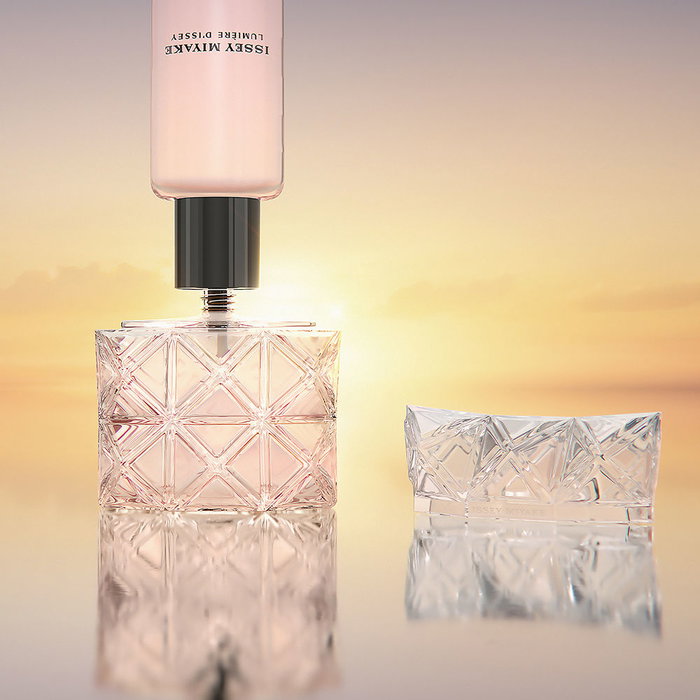Issey Miyake LUMIÈRE D'ISSEY Eau de Parfum recharge 150 ml - Flacon rechargeable parfum féminin floral ambré