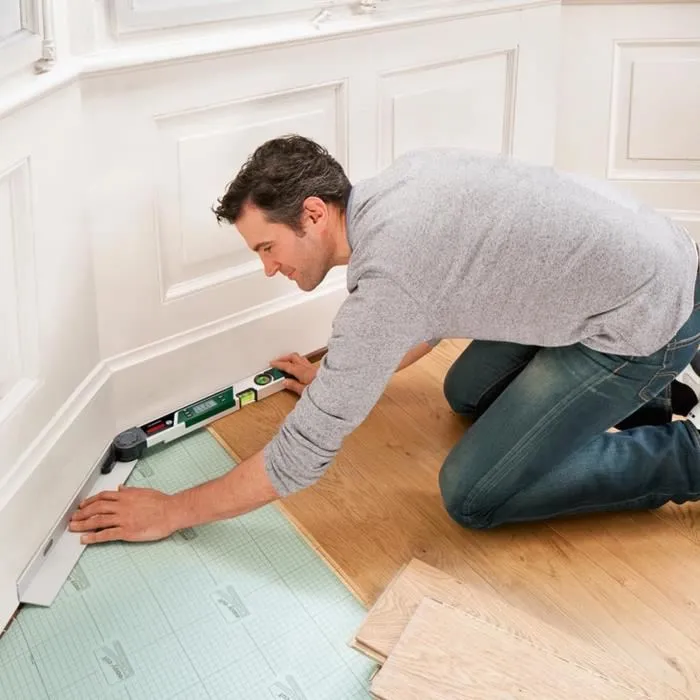 Bosch UniversalAngle - Mesureur d'angle numérique (Mesure/transfert précis jusqu'à 220°, fonction calcul intégrée) - Outil de mesure et de niveau pour bricolage et construction