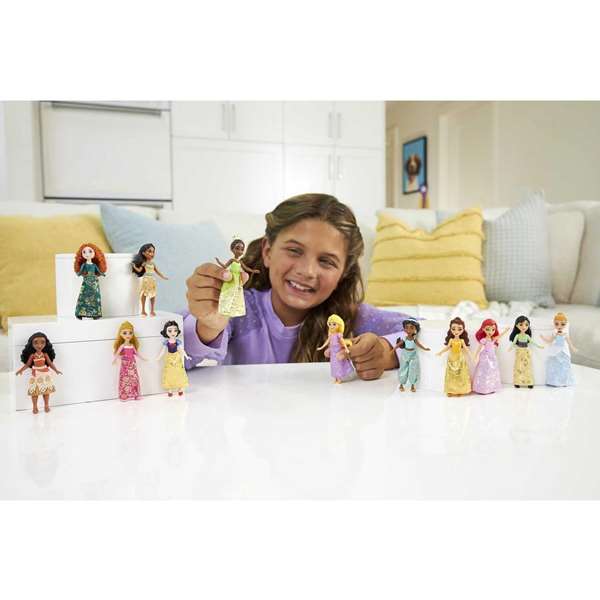Mattel - Poupée articulée Princes Mini Disney 12 cm - Modèles assortis - Figurine de collection Mattel - Poupée articulée Princes Mini Disney 12 cm - Modèles assortis - Figurine de collection