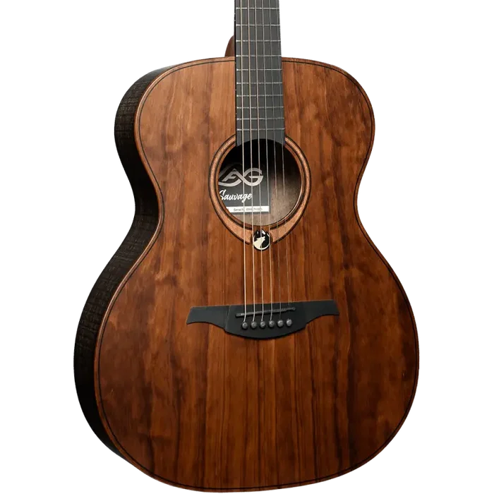 LAG Guitare Acoustique Auditorium Sauvage Brankowood Solide Table Eucalyptus Finition Satinée Naturelle Noire 650mm 20 Frettes Étui Inclus