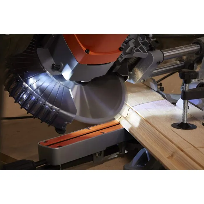 Black + Decker BES700-QS Scie à onglets 1600W