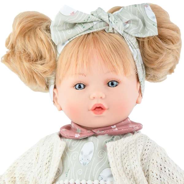 Marina & Pau Muñeca Petite Winter - Poupée en espagnol dans son étui - 40 cm - Dès 3 ans