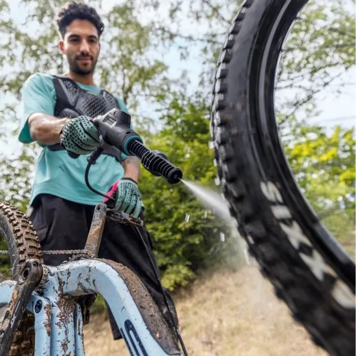 Karcher OC 6-18 Nettoyeur haute pression mobile 24 bars, débit 200 l/h, sans batterie amovible, compact pour usage extérieur