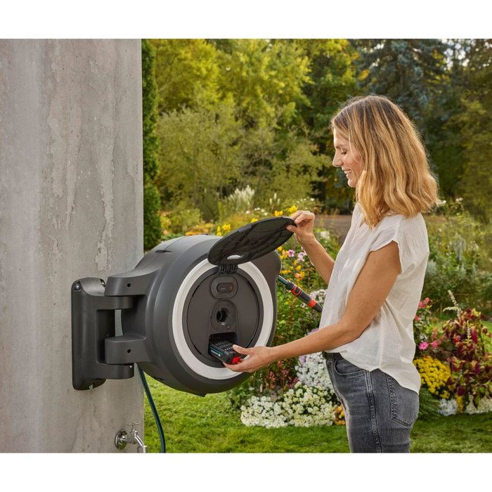 Gardena Battery Wall Hose Box PowerRoll XL 18V Set blanc 35 m