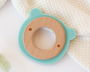 KioKids Mordedor pour bébé, anneau de dentition ours en bois de hêtre et silicone verte, jouet sensoriel à mâcher, recommandé dès 3 mois, collection Ecofriendly