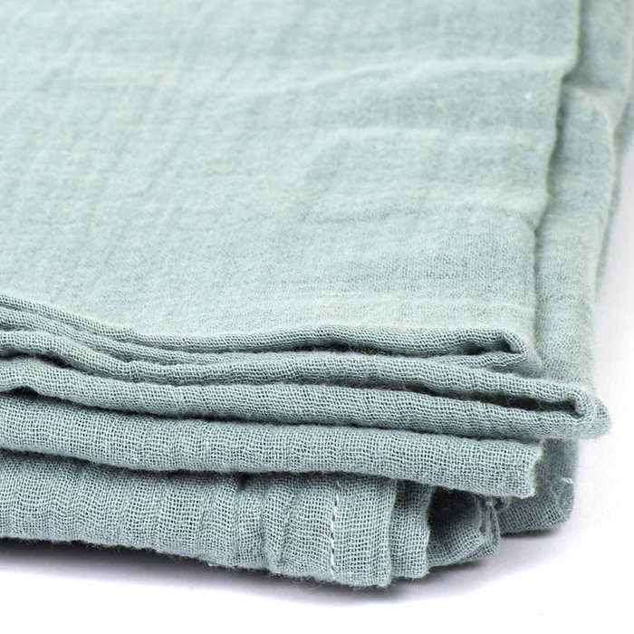 Home Deco Factory Plaid en gaze de coton vert 120x150 cm