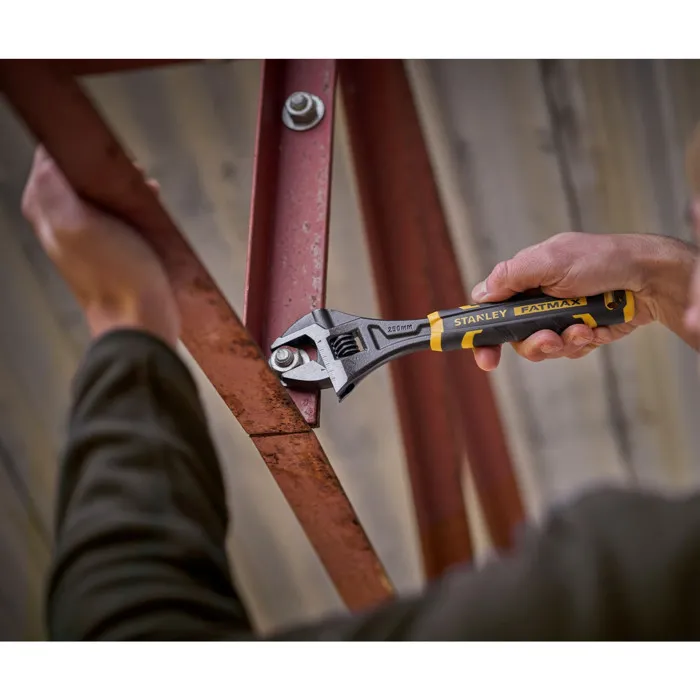 Stanley Fatmax Clé à Molette à Réglage Rapide 250 mm, Mâchoires à 15°, Échelles Métriques/Impériales, avec Trou de Suspension - Référence FMHT13127-0