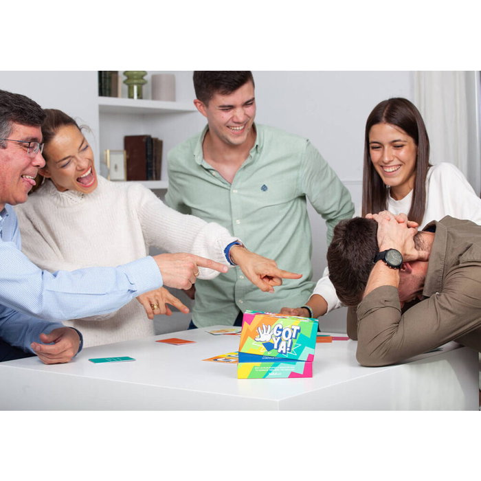 HELLOFUN! Jeu de cartes Got Ya! en espagnol - Jeu de société pour adultes et ados (+14 ans) - 3 modes de jeu, 3 à plusieurs joueurs