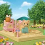 Sylvanian Families - Le train tchou-tchou des bébés - 5320 - Train à pousser avec bébé ours et passage à niveau mobile