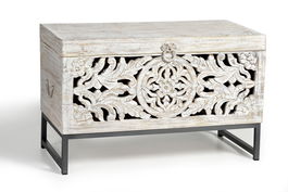 GINER Y COLOMER Buffet en bois de manguier et métal, sculpté à la main, finition blanc vieilli