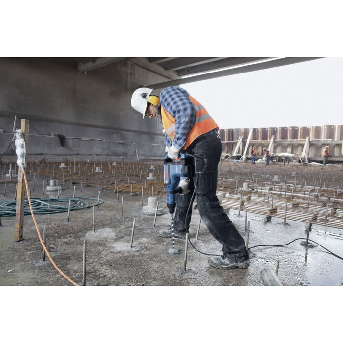 Bosch GBH 8-45 DV Perforateur avec Mallette
