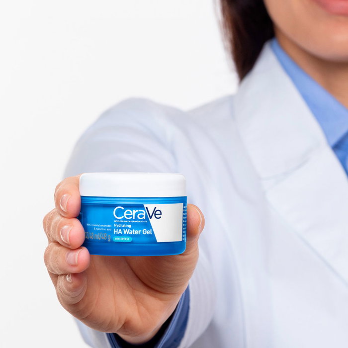 CeraVe Gel Hydratant à l'Acide Hyaluronique Repulpant - 3 Céramides - Hydratation 72h - Texture Fraîche Non Grasse - Sans Parfum - 48 g