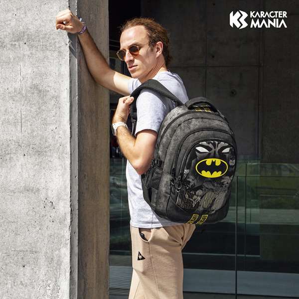 Karactermania Mochila Batman Run Plus Fan Caped - Grande capacité, port USB, matériau Ripstop résistant - 44 x 34 x 21 cm