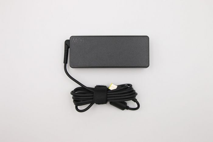 Lenovo Adaptateur secteur 90W pour PC portable ThinkPad, entrée 100-240Vca, efficacité 89%, connecteur rond Lenovo Adaptateur secteur 90W pour PC portable ThinkPad, entrée 100-240Vca, efficacité 89%, connecteur rond