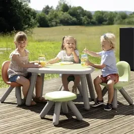 Smoby Table pour enfant Life, table d'activités intérieur et extérieur anti-UV stable en plastique recyclé 98%, fabrication française