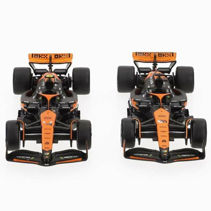 Lot de 2 Voitures McLaren F1 1:43 Noir