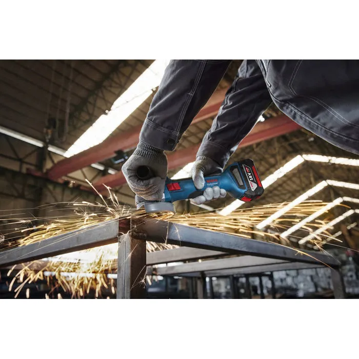 Bosch Professional Set combiné 2 outils 18V 0615V0003C : Perforateur GBH 18V-22 SDS-plus et Meuleuse GWS 18V-7 125 mm avec 2 batteries 5,0 Ah et chargeur