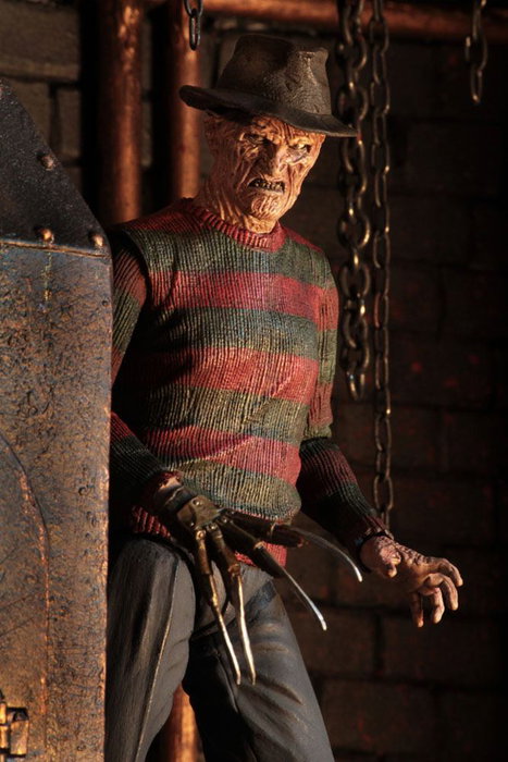 NECA Ultimate Freddy La Revanche de Freddy figurine 18 cm NECA Ultimate Freddy La Revanche de Freddy figurine 18 cm
