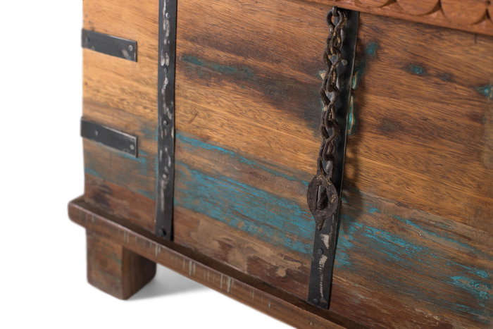 GINER Y COLOMER - Banc coffre en bois recyclé avec ouverture supérieure et détails métalliques - Style industriel authentique - Dimensions intérieures 34x62x29 cm