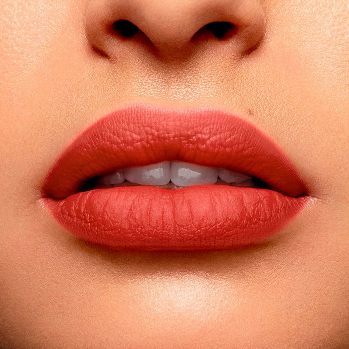 Lancôme L'Absolu Rouge Intimatte #121 Rouge Mat Soie