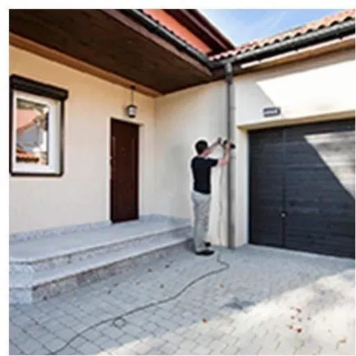 FARTOOLS Ponceuse à bande pour tube TBS1300, 1300 W, compacte et maniable, 1100 à 3200 tr/min, jusqu'à 200 mm de diamètre, livrée avec 6 bandes abrasives