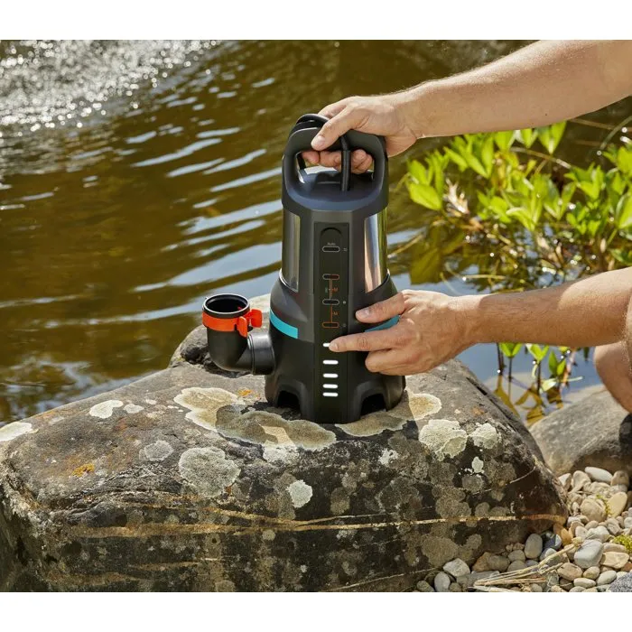 Gardena 20000 Pompe d'évacuation eaux chargées 20 000 l/h avec Aquasensor et déclenchement automatique Gardena 20000 Pompe d'évacuation eaux chargées 20 000 l/h avec Aquasensor et déclenchement automatique
