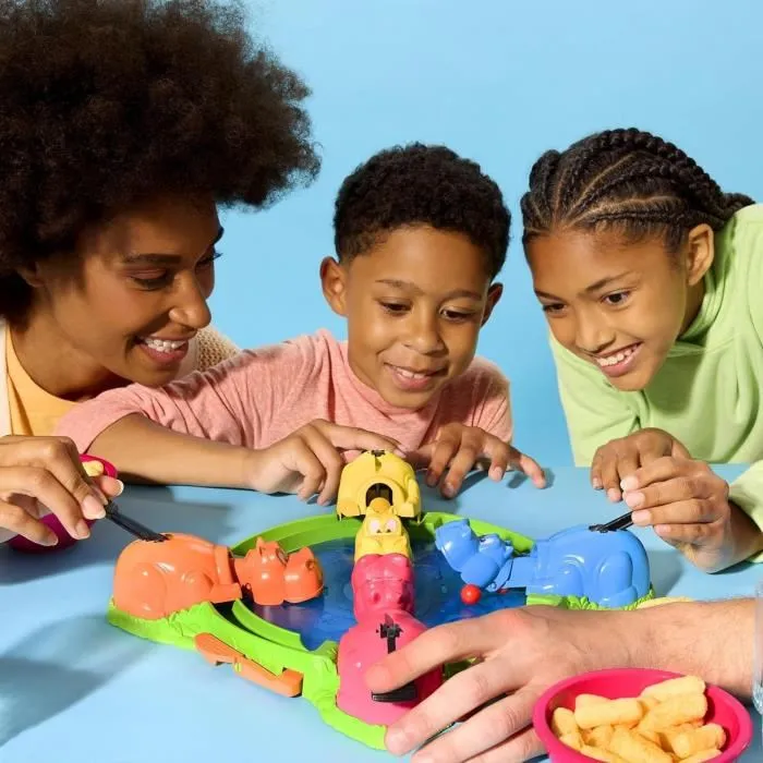 Hasbro Gaming - Jeu de société Hippos Gloutons - Jeu de plateau pour enfants dès 4 ans - De 2 à 4 joueurs