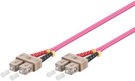 MicroConnect Câble à fibre optique OM4 Duplex SC-SC 10m Rose