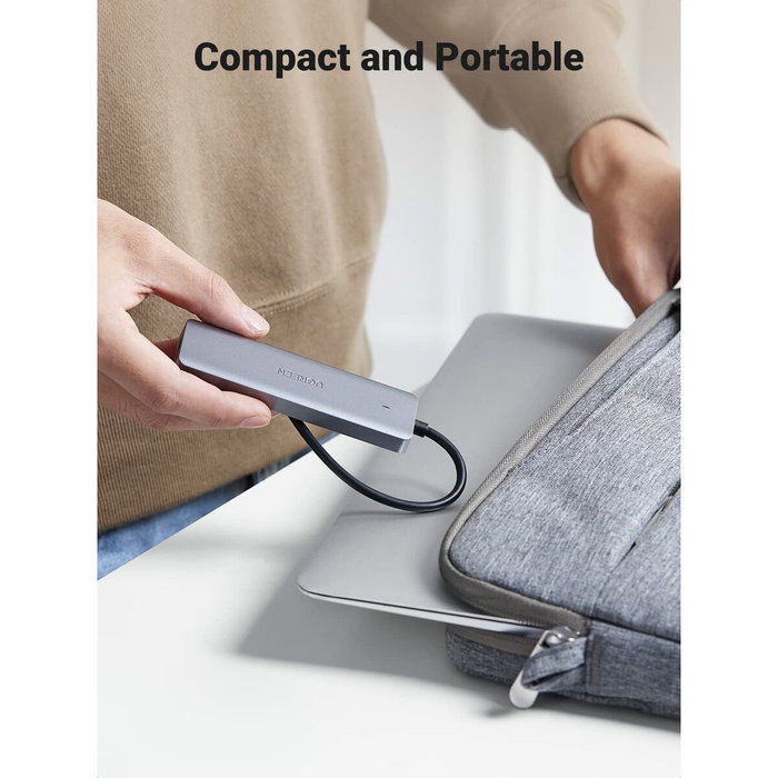 Ugreen Hub USB 5 en 1 avec 4 ports USB-A 3.2 Gen 1 et 1 port USB-C - Gris