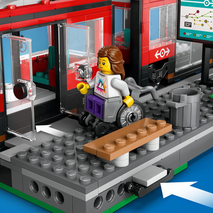 LEGO City 60423 Le tramway et la station du centre-ville