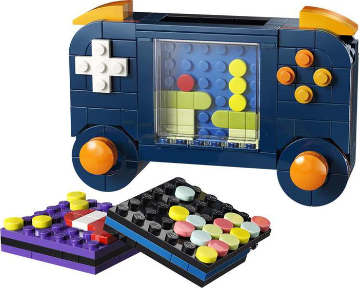 LEGO Creator 3-en-1 La Console de Jeu Rétro 31380 LEGO Creator 3-en-1 La Console de Jeu Rétro 31380